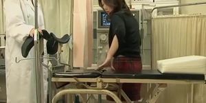 Lesbian Gynecologist ( Voyeur) (Japanese) (Strap-On)