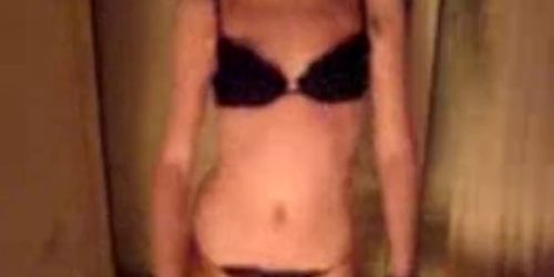 AMATEUR BRUNETTE BEST SEX HOMEMADE