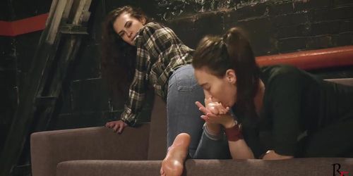 Lesbian Foot Worship