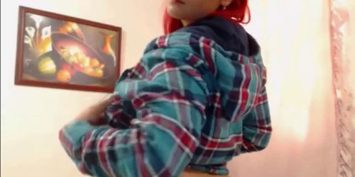 Curvy Mexican Teen Dancing In The Bed Soft video - video 1