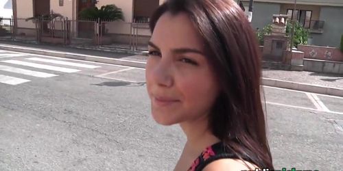 Mofos - University girl needs some cash (Valentina Nappi)