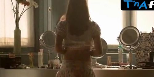 Claudia Zepeda Sexy Scene  in Perras