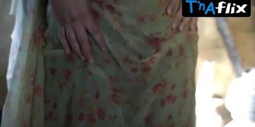 Jinnie Jaaz Sexy Scene  in Charmsukh