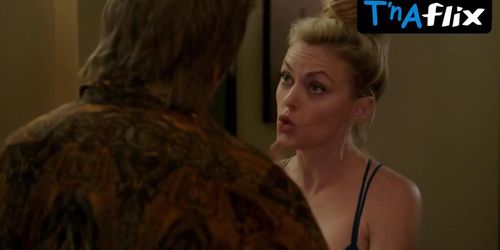 Elaine Hendrix Underwear Scene In Sexanddrugsandrockandroll