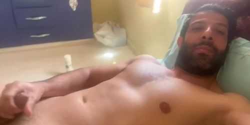 TUNISIAN HOT ARAB HUNK HOLE (amateur )